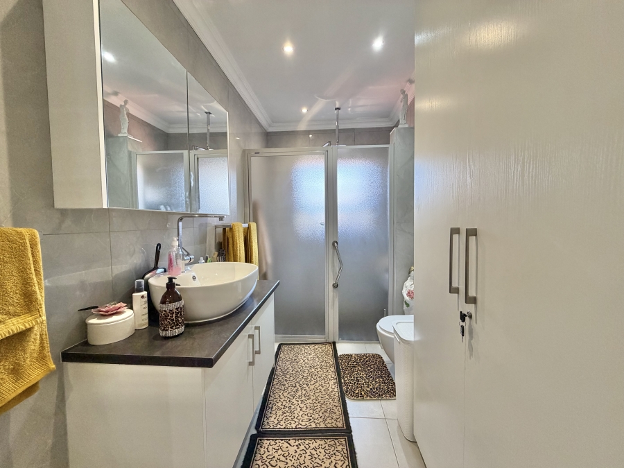 3 Bedroom Property for Sale in Jeffreys Bay Central Eastern Cape